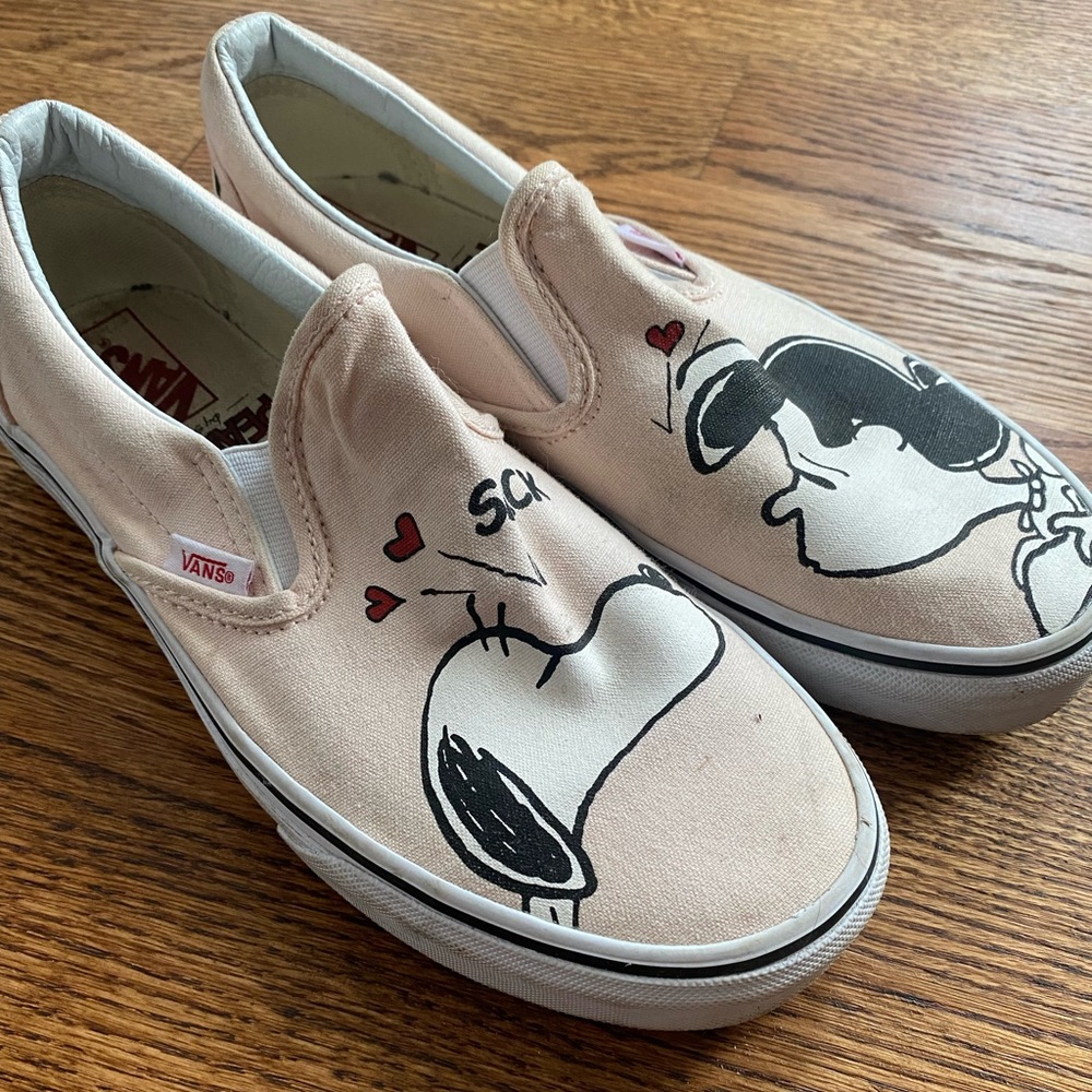 peanuts vans